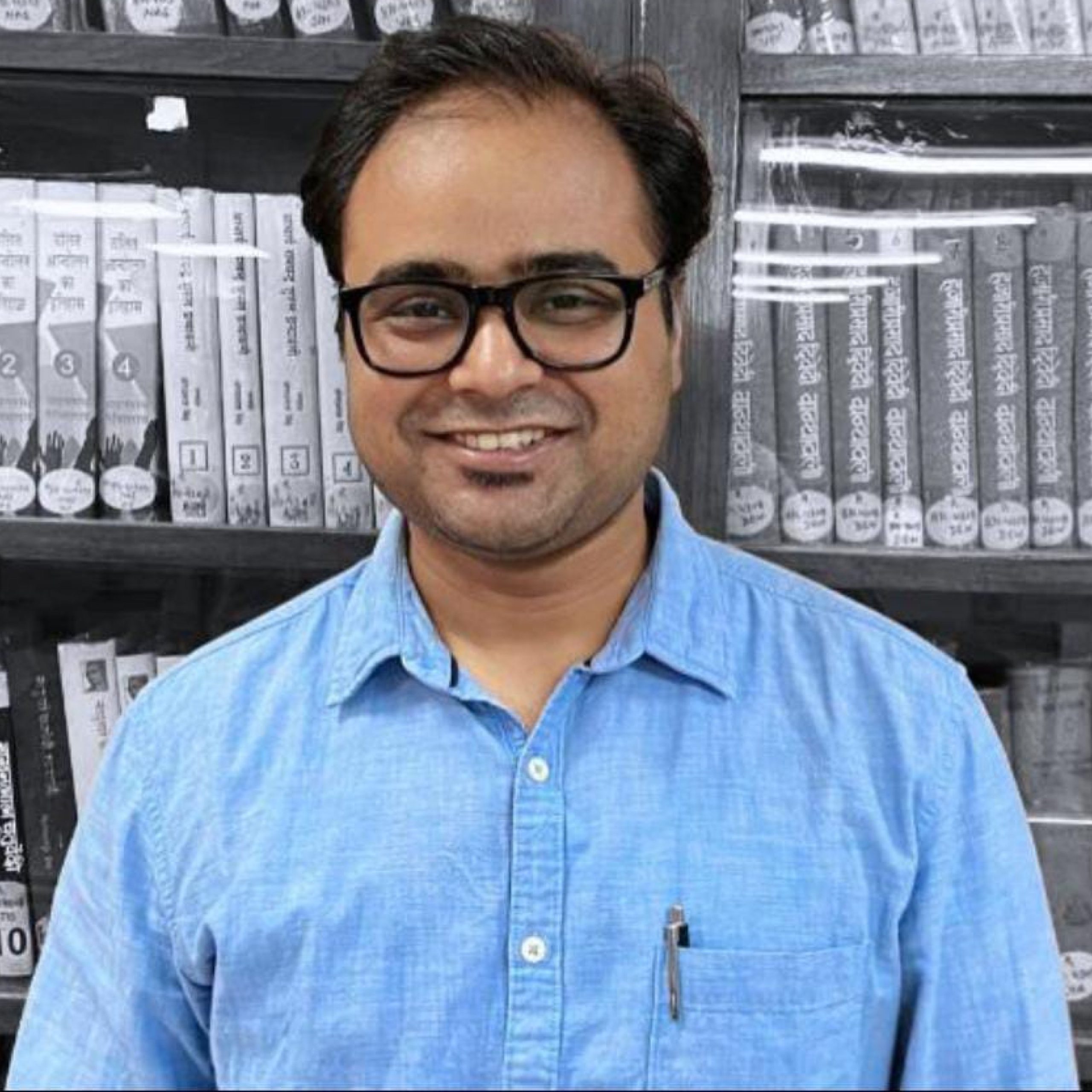Mr. Ravinder Pant